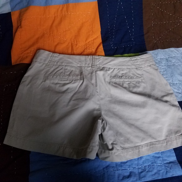 J Crew khaki shorts bundles sz 12 - Picture 2 of 7